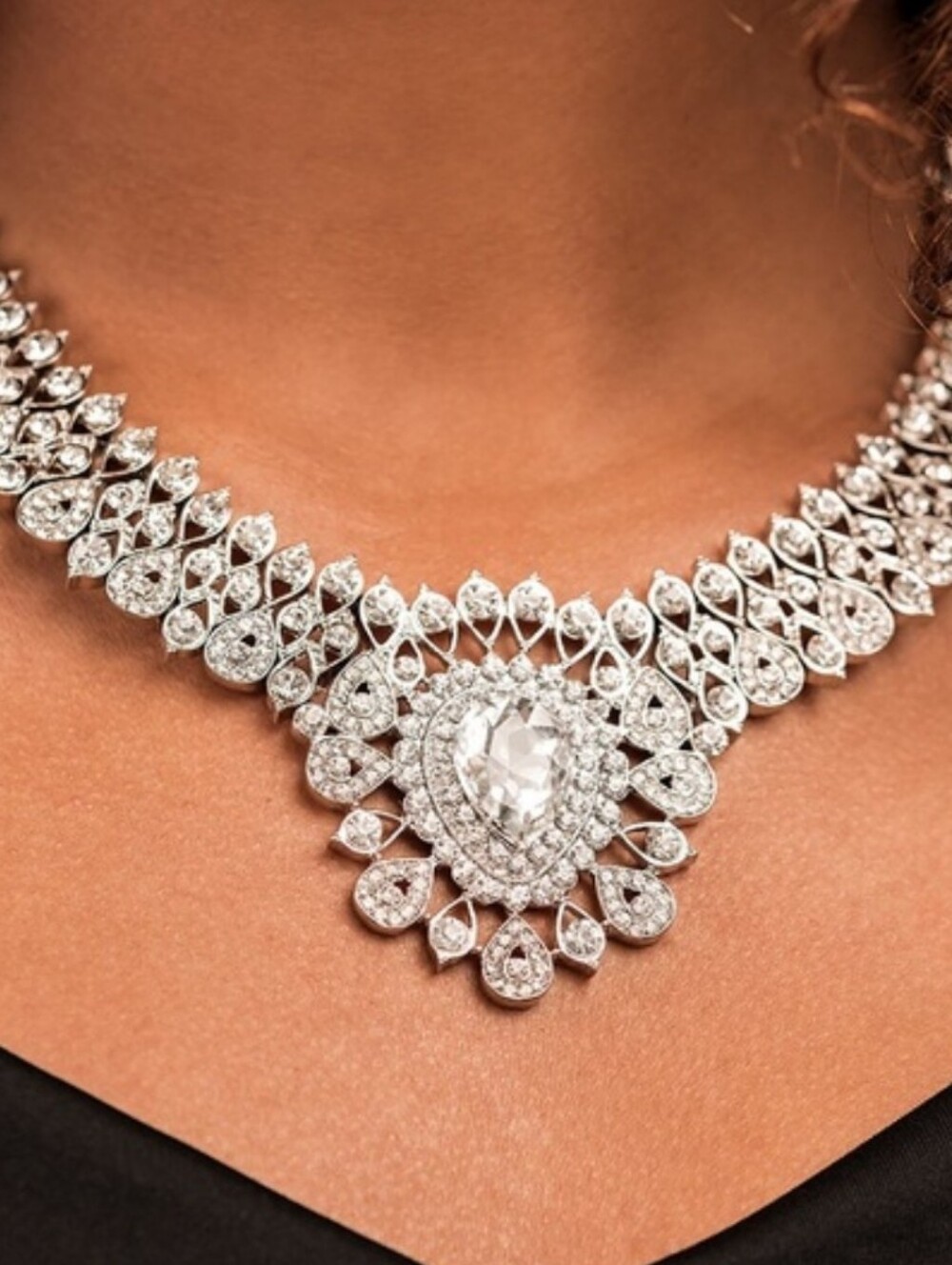 Zi CollectionExquisite Necklace With Earrings NWT